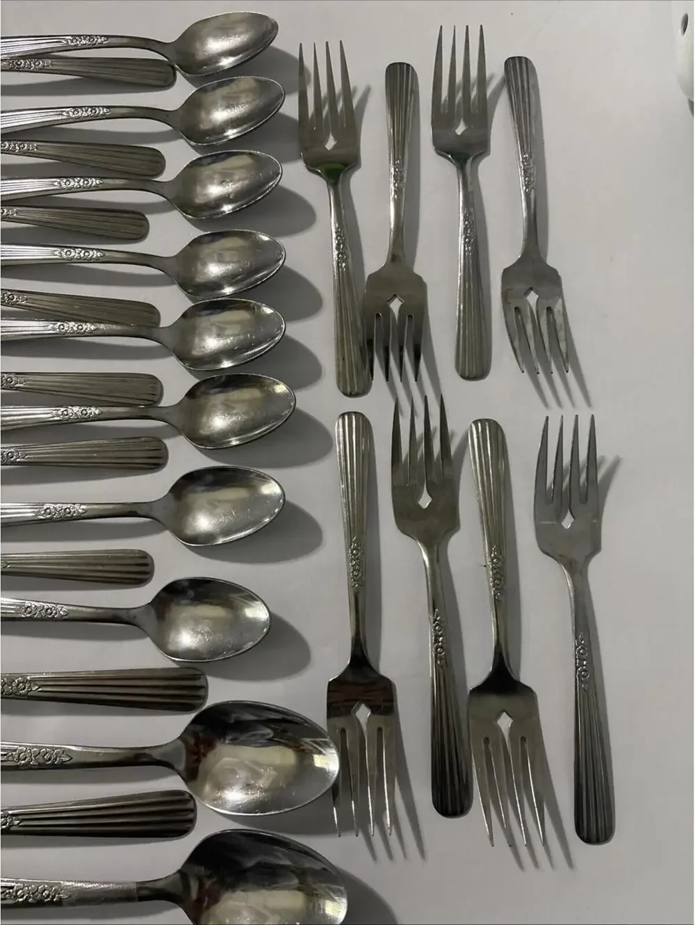 Vintage Oneida Thor FLUTED ROSE Stainless Steel Flatware 31 Pc Lot Spoons Forks
